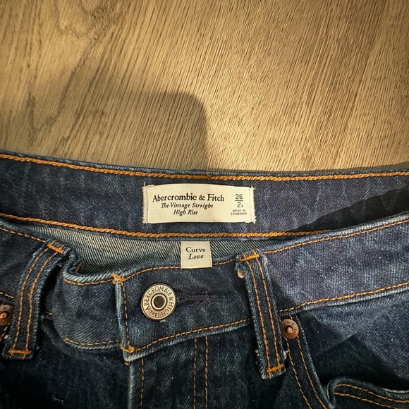 NWOT Abercrombie & Fitch Curve Love High Rise Vintage Straight Jean - Picture 7 of 8